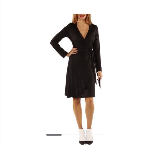 24/7 Comfort Apparel Dresses & Skirts - Black wrap dress